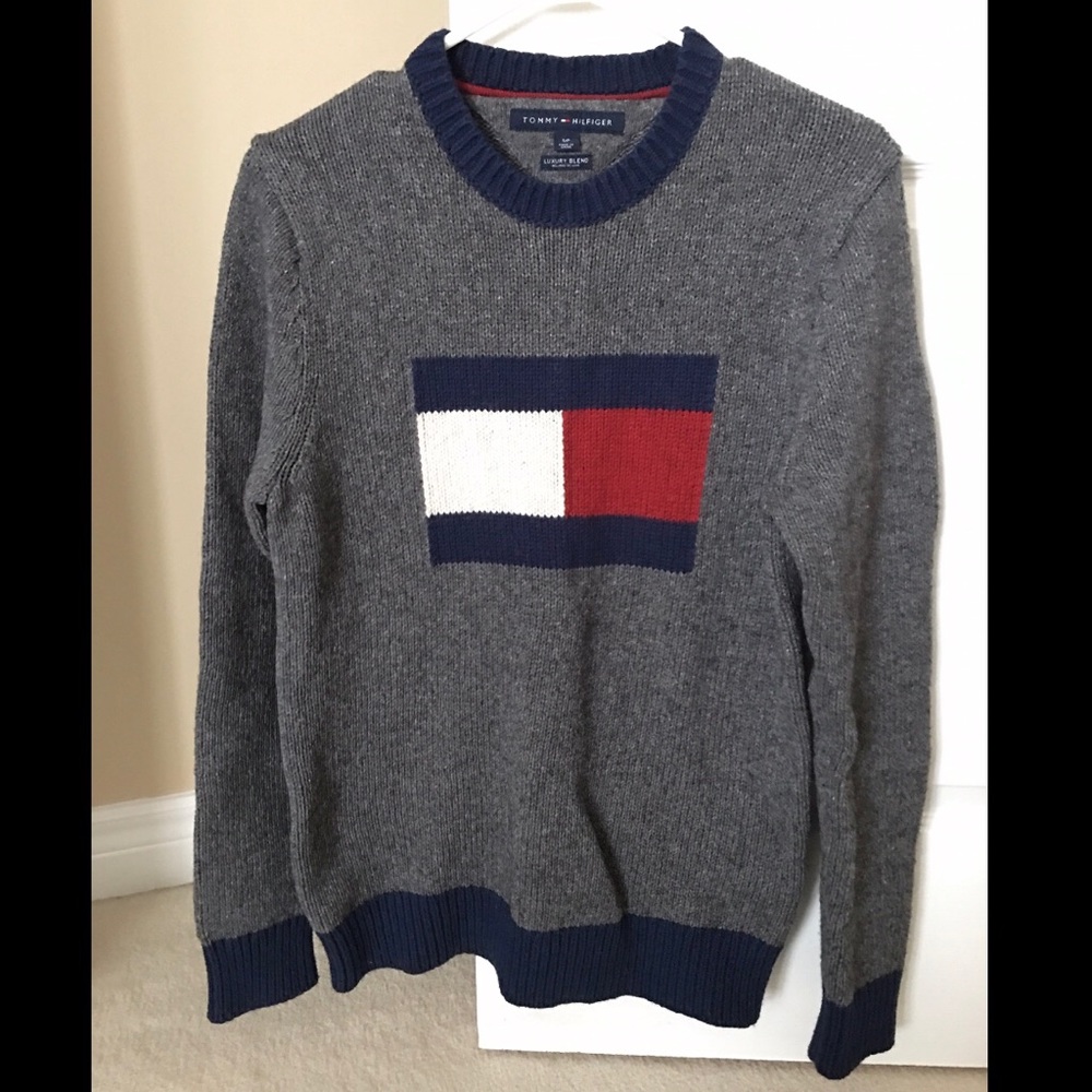 Tommy Hilfiger knit sweater